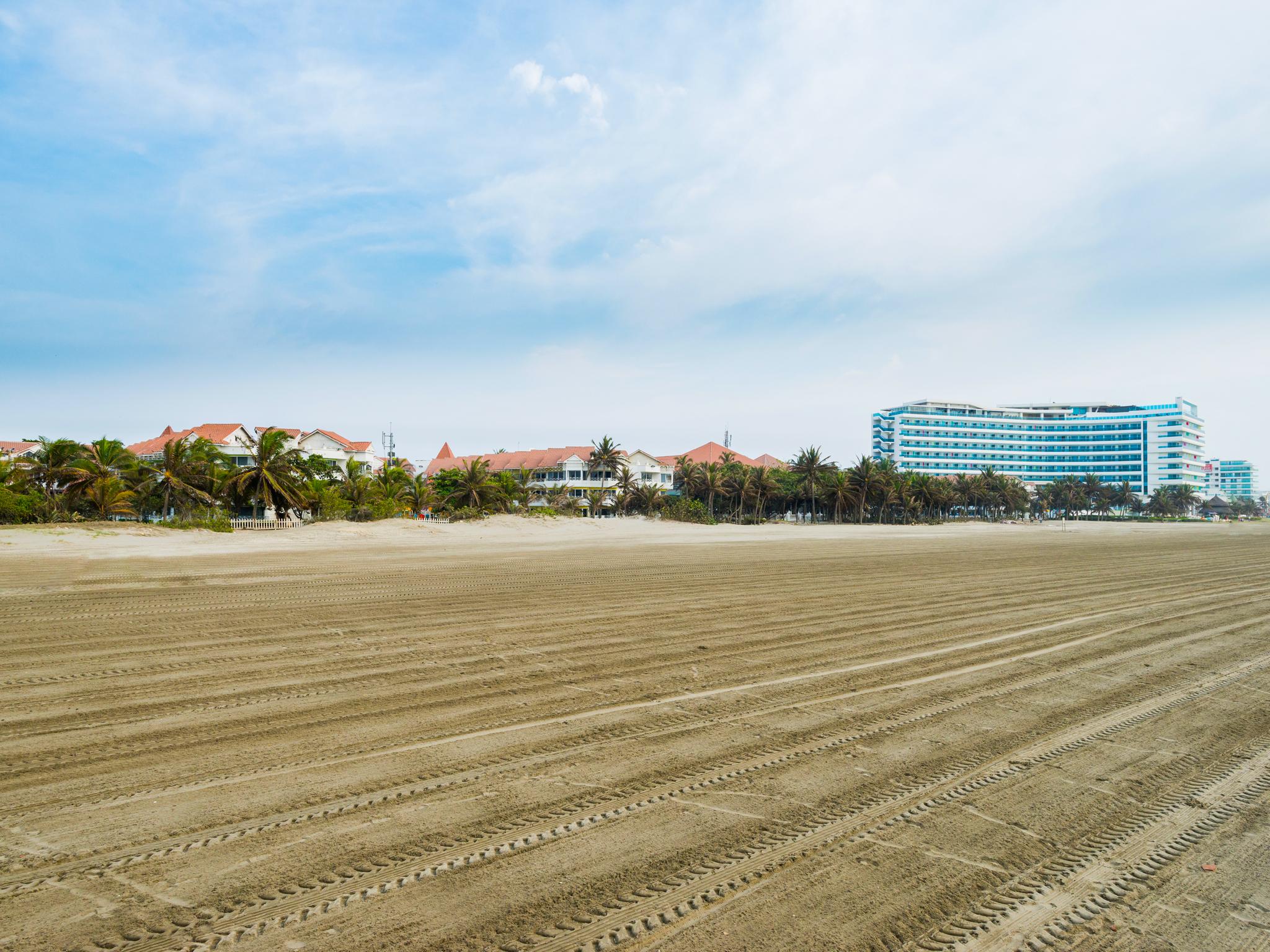 Hotel Las Americas Casa De Playa Cartagena Luaran gambar Boca Raton Resort