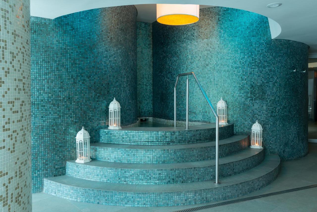 Hotel Las Americas Casa De Playa Cartagena Luaran gambar The spa at the hotel