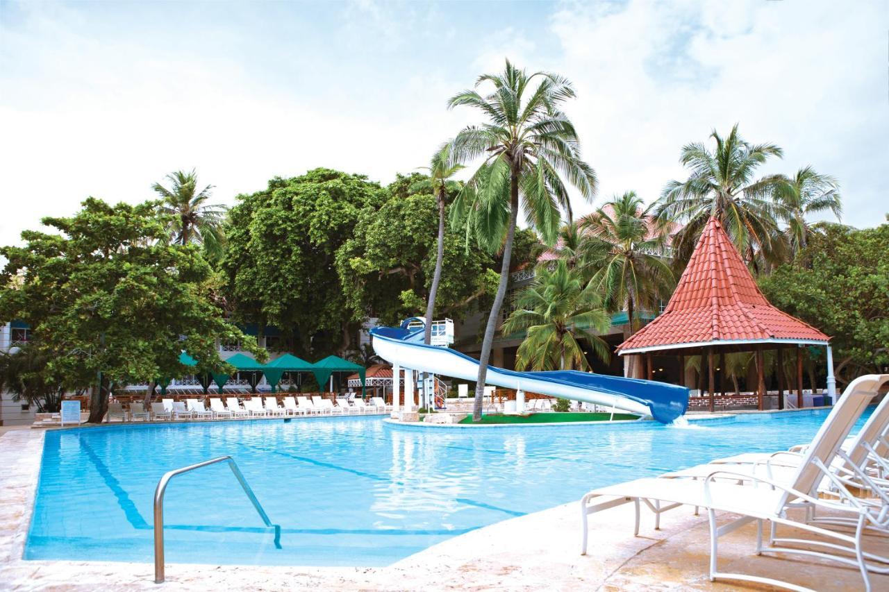 Hotel Las Americas Casa De Playa Cartagena Kemudahan gambar The swimming pool at the resort
